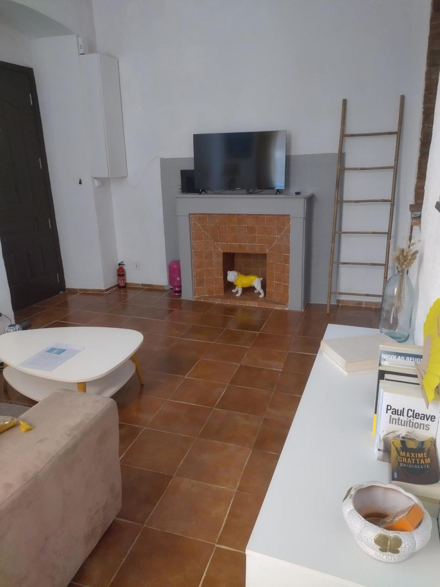 Appartement Meuble En Plein Centre De Bastia Bastia  Kültér fotó